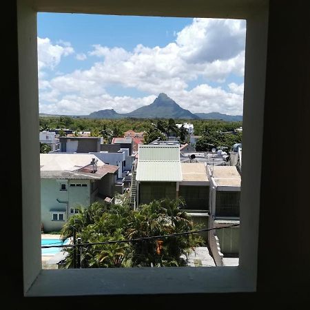 Rayon Vert Bleuphorie Beach Apartment Flic-en-Flacq Exterior foto
